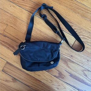 Lululemon Micro Festival Bag